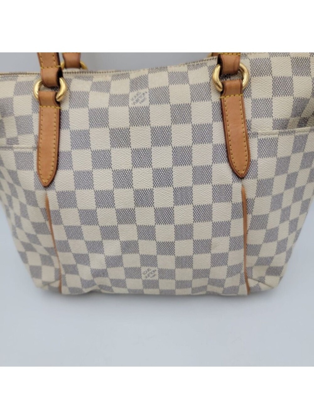 Louis Vuitton Damier Azur shoulder/tote with Tan Leather Trim. Authentic - Picture 10 of 17